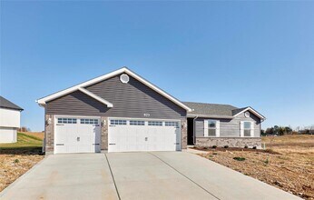 403 Andrew Joseph Dr in Wentzville, MO - Building Photo - Building Photo