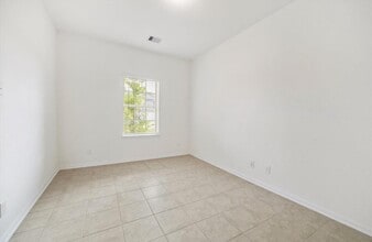 8711 Willet St in Baytown, TX - Building Photo - Building Photo