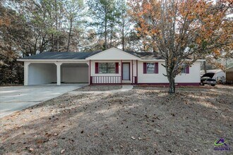 805 Coventry Cir in Perry, GA - Building Photo - Building Photo