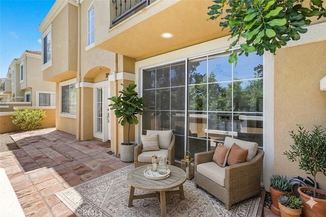 10 Bravo Ln in Aliso Viejo, CA - Foto de edificio - Building Photo