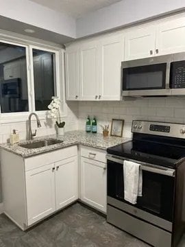 655 Gardners Neck Road, Unit 2 in Swansea, MA - Building Photo - Building Photo