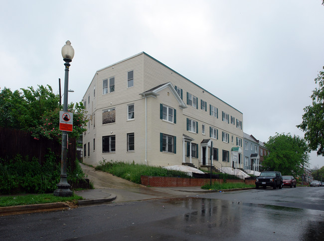 1271-1275 Meigs Pl NE in Washington, DC - Building Photo - Building Photo