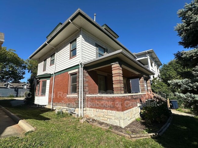 2826 Harrison St in Kansas City, MO - Building Photo - Building Photo