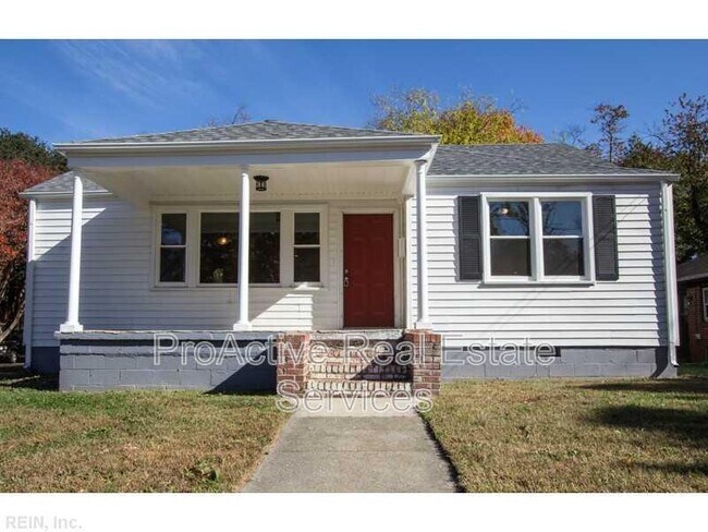 property at 4814 Killam Ave