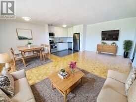 10 Garfella Dr in Toronto, ON - Building Photo