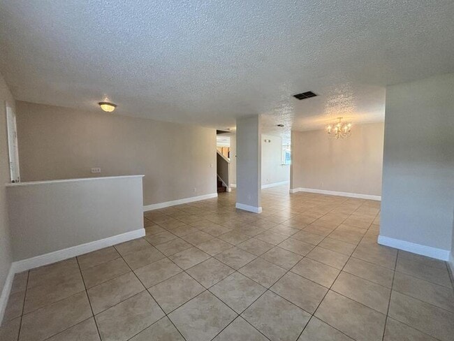 15133 Moultrie Pointe Rd in Orlando, FL - Building Photo - Building Photo