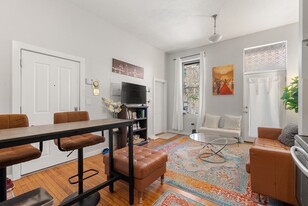 26 E Springfield St, Unit 2 in Boston, MA - Building Photo
