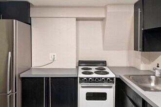 244 Beacon St, Unit 1C in Boston, MA - Building Photo - Building Photo