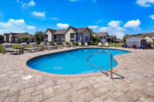 Belmont Hill Apartments in Huntsville, AL - Building Photo