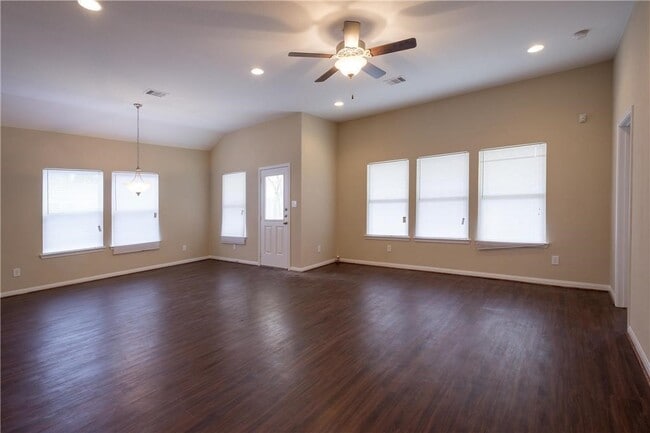 18702 Shay Ln in Humble, TX - Building Photo - Building Photo