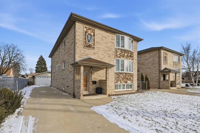 4311 Grace St in Schiller Park, IL - Building Photo - Building Photo