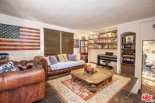 10365 Holman Ave in Los Angeles, CA - Building Photo - Building Photo