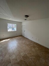 211 W 79th Pl in Hialeah, FL - Building Photo - Building Photo