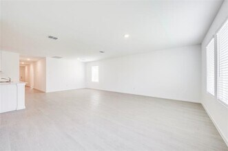 4920 Arden Springs Ave in Fort Worth, TX - Building Photo - Building Photo