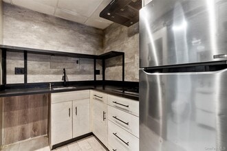 106 Remington Pl in New Rochelle, NY - Building Photo - Building Photo