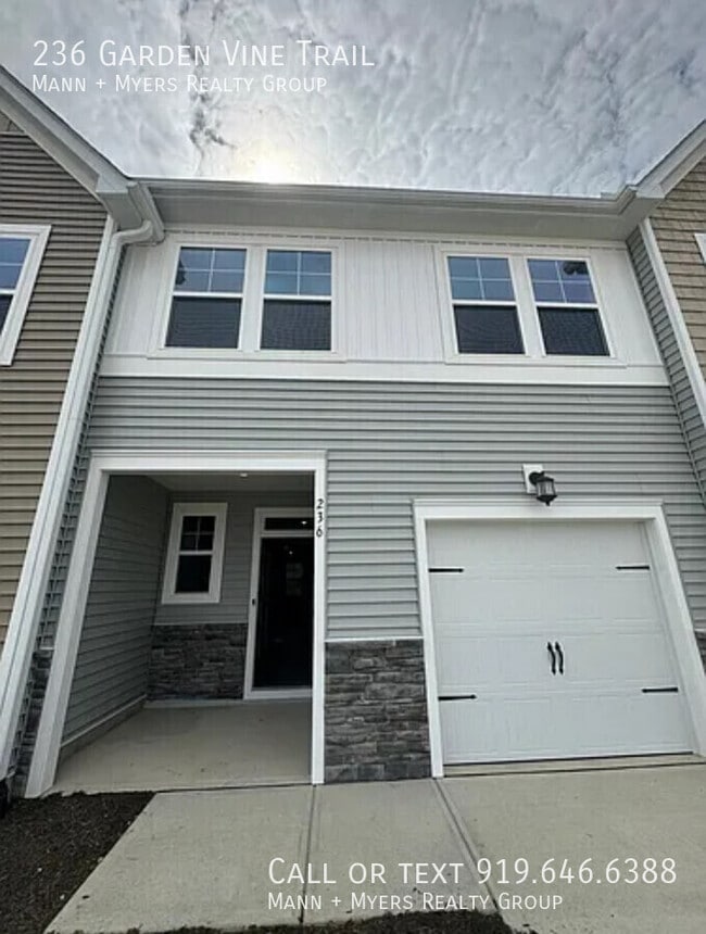 property at 236 Garden Vine Trl