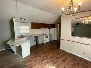 112 Peddy St in Ardmore, OK - Building Photo - Building Photo