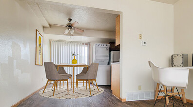 Featherstone Apartments in Council Bluffs, IA - Foto de edificio - Building Photo