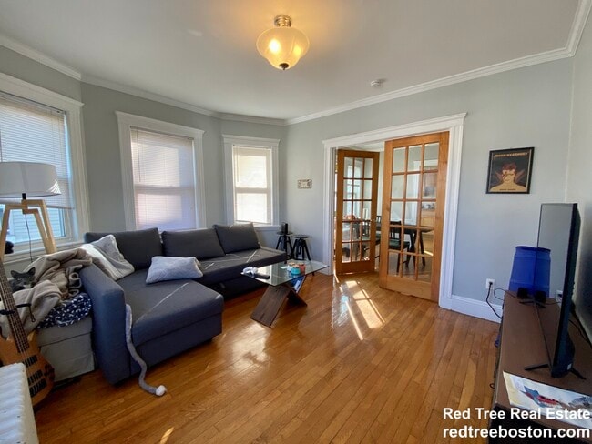 59 Brookley Rd, Unit 2L
