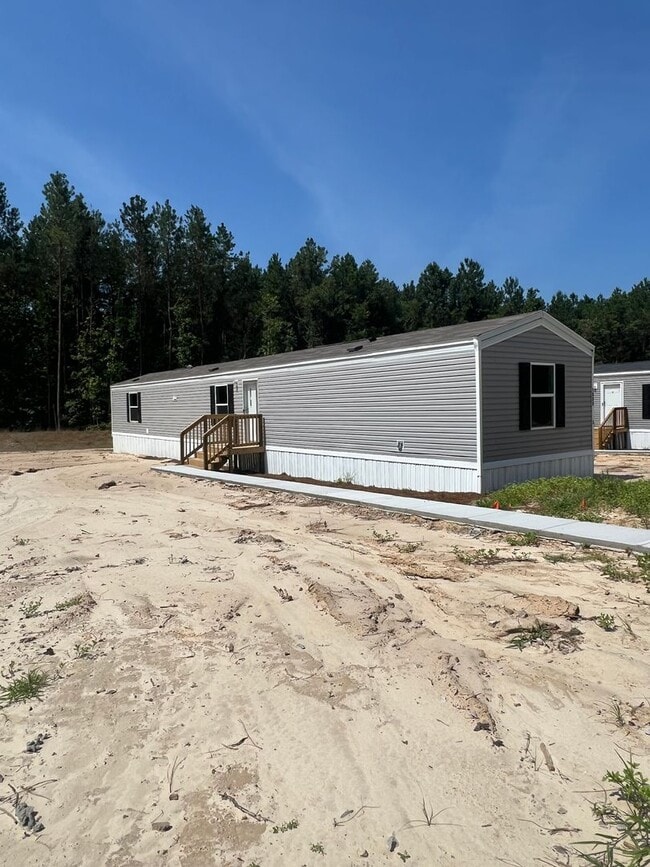 property at 1000 Evergreen Dr
