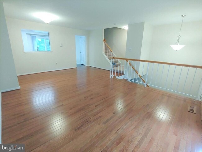 1619 Howard Chapel Ct in Crofton, MD - Building Photo - Building Photo