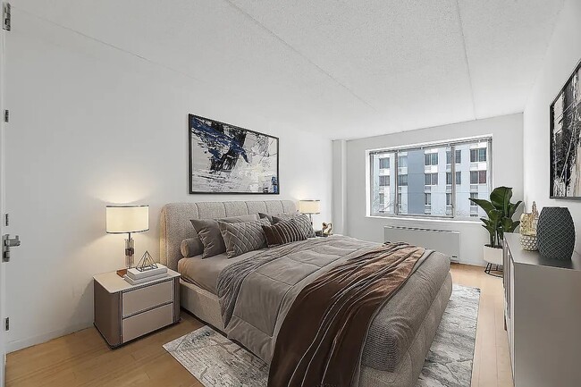 1955 1st Ave in New York, NY - Building Photo - Building Photo