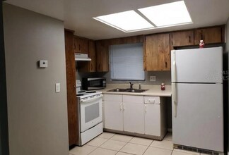 517 Dade Ave-Unit -517 in Lakeland, FL - Building Photo - Building Photo