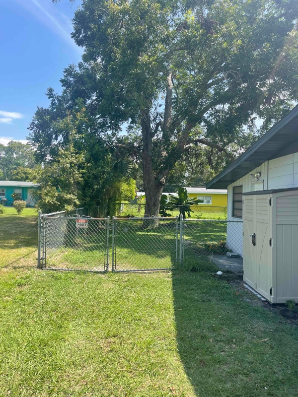 2410 Ave C SW in Winter Haven, FL - Building Photo - Building Photo