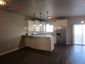 429 E Red Fox Ln in Vernal, UT - Building Photo - Building Photo