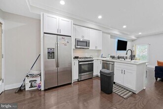 608 Irving St NW in Washington, DC - Building Photo - Building Photo