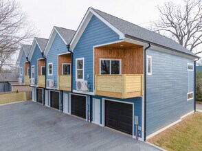 1619 S Highland Park Ave in Chattanooga, TN - Building Photo - Building Photo