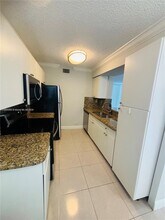 4720 NW 97th Ct in Doral, FL - Building Photo - Building Photo
