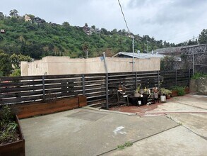 241 N Ave 49 in Los Angeles, CA - Building Photo - Building Photo