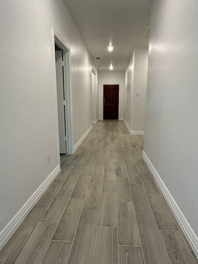 752 Cascade Ln in Princeton, TX - Foto de edificio - Building Photo