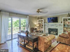 4 Bridgeport Cir in Stafford, VA - Building Photo - Building Photo