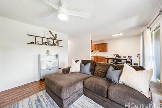 91-1180-1180 Puamaeole St in Ewa Beach, HI - Building Photo - Building Photo