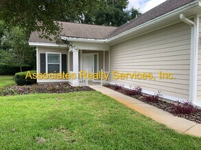 12742 NW 12th Rd in Newberry, FL - Building Photo - Building Photo