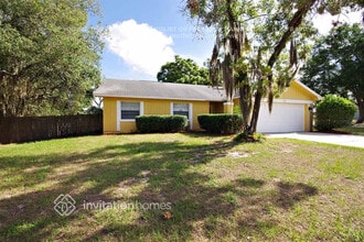 2819 Bermuda Ave N in Apopka, FL - Foto de edificio - Building Photo