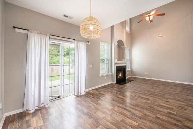 2005 Isabela Ct in Summerville, SC - Building Photo - Building Photo