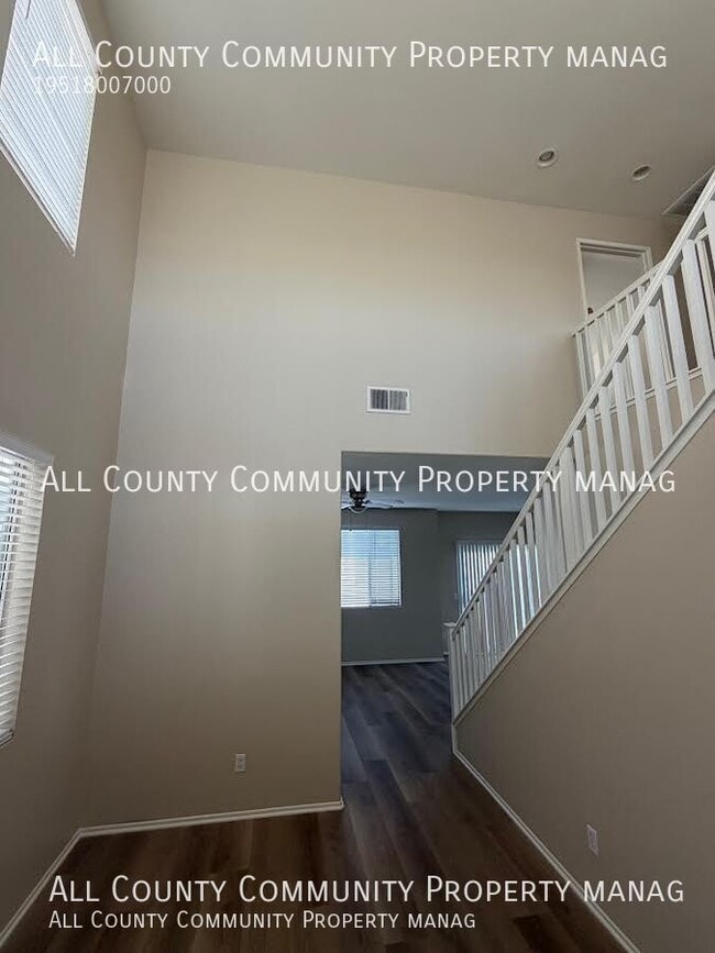 42176 Chestnut Dr in Temecula, CA - Building Photo - Building Photo