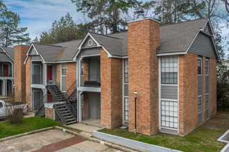 Sycamore Condos in Huntsville, TX - Building Photo - Building Photo