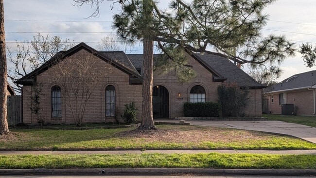 property at 14703 Stanbridge Dr