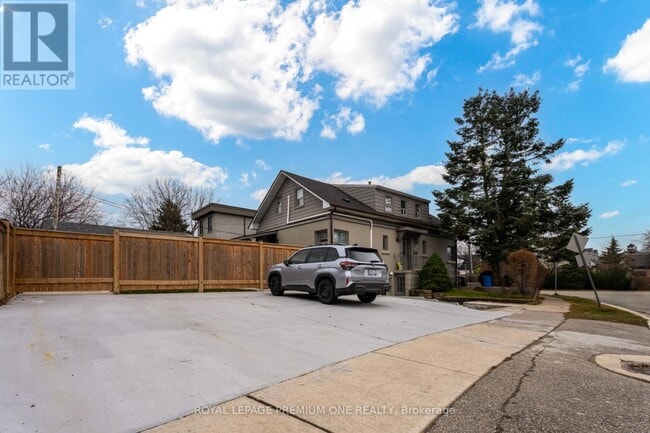 79 Twenty Fifth St in Toronto, ON - Building Photo - Building Photo