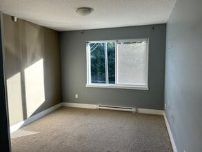 2262 Ashlee Rd in Nanaimo, BC - Building Photo - Building Photo