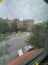 587 Beacon St in Boston, MA - Foto de edificio - Building Photo