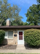 35 Edgebrooke Dr, Unit 3 in Springboro, OH - Foto de edificio - Building Photo