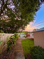 516 Northmoor Ave N in St. Petersburg, FL - Building Photo