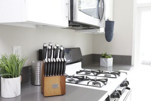 Kenmore Commons Apartments