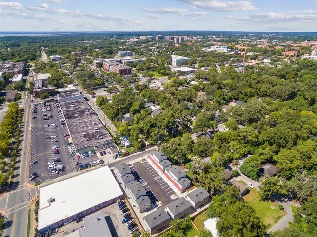 622 NW 3rd Ave in Gainesville, FL - Building Photo - Building Photo