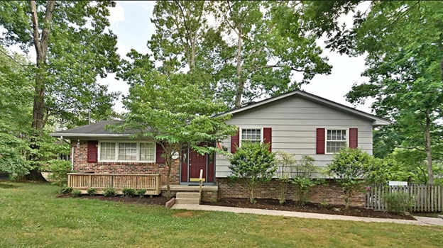property at 7206 Stagecoach Trl